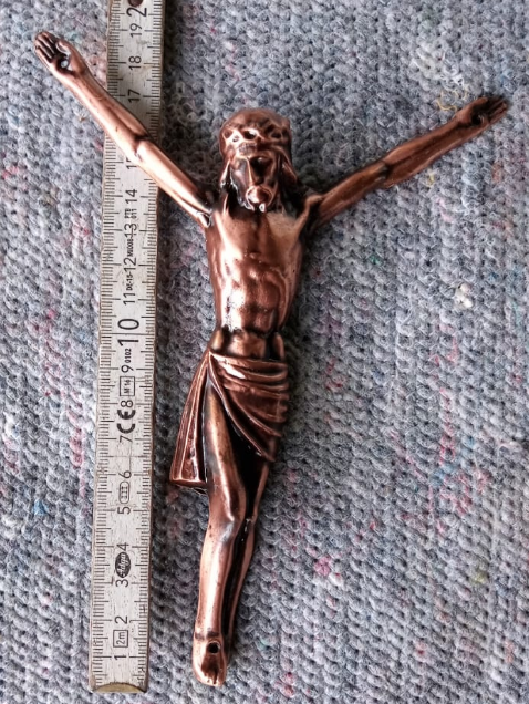 Christuskörper aus Metallguß , galvanisch